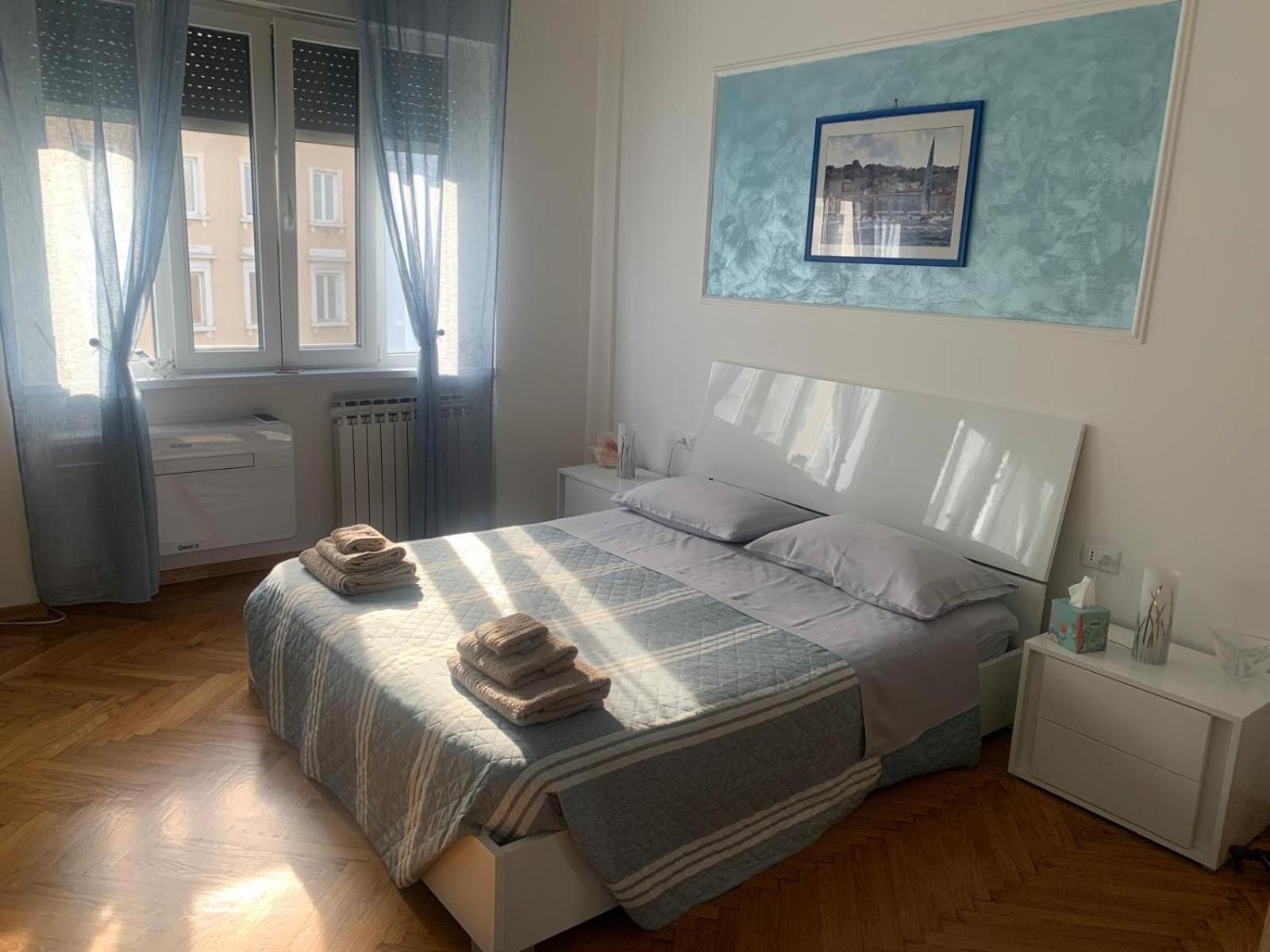 Solemare Rooms Trieste Luaran gambar