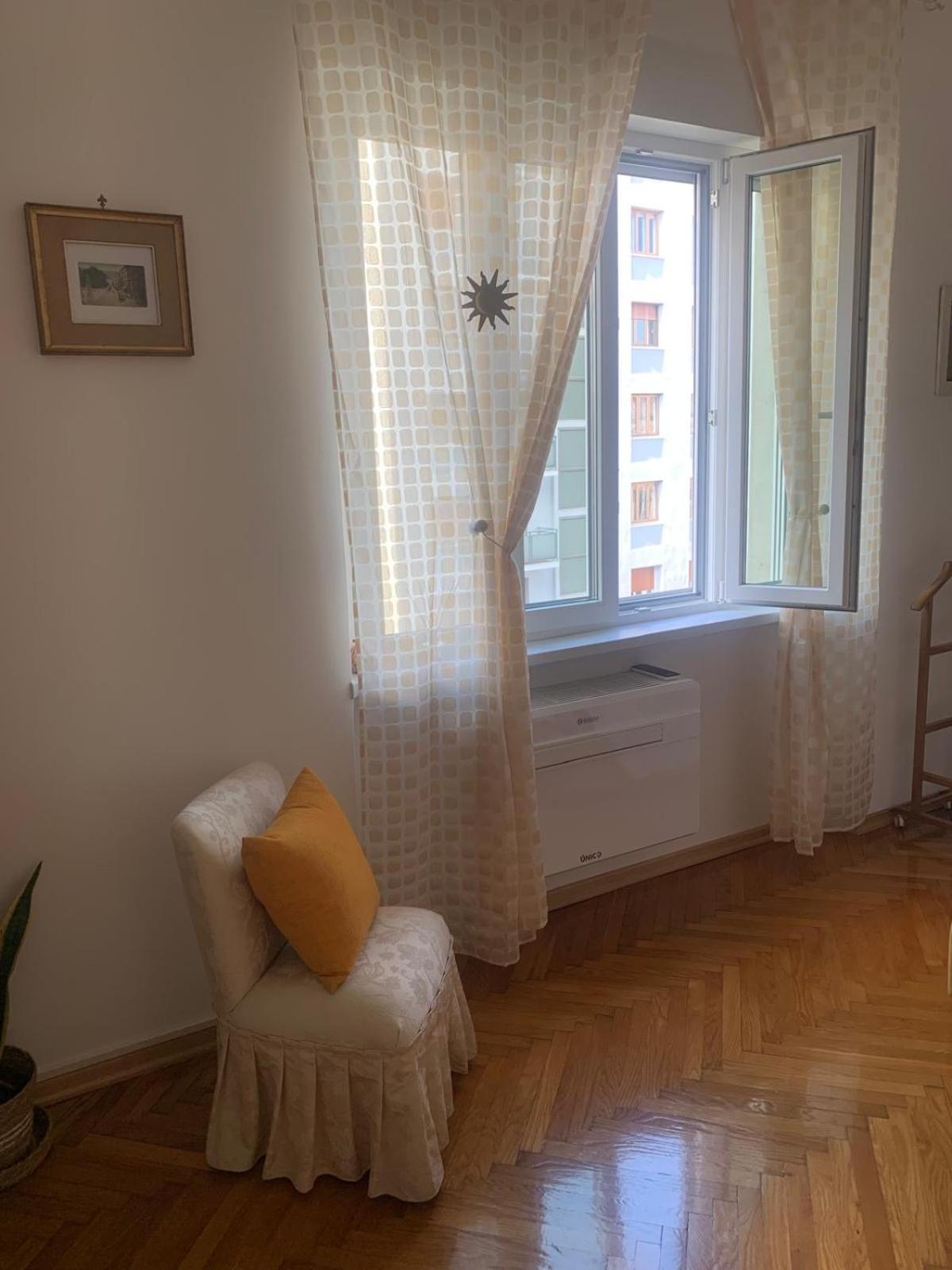 Solemare Rooms Trieste Luaran gambar